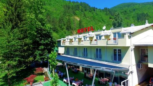 Motel Maksumi?