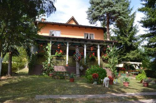 Hondo Holiday Home