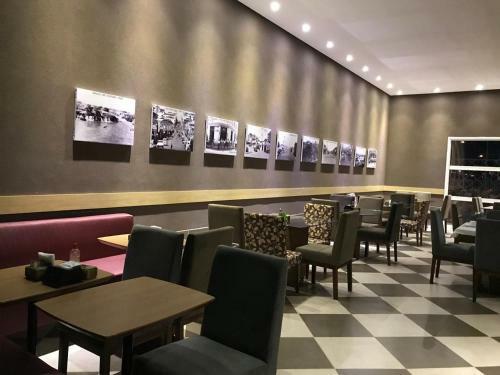 Hotel Oeste Plaza