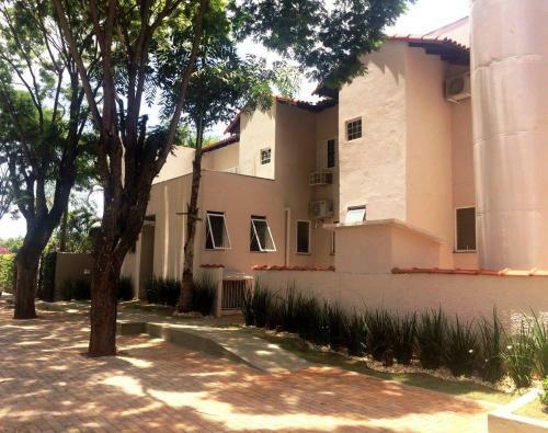Nav Park Hotel