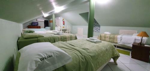 Hostal Hotel Dona Alice