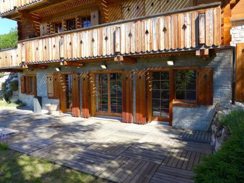 Apartment Loutserou