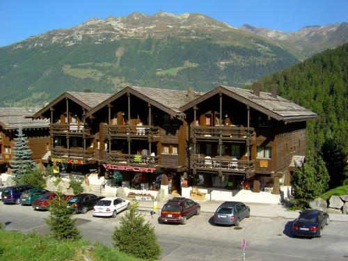 Apartment Tarcianne B12