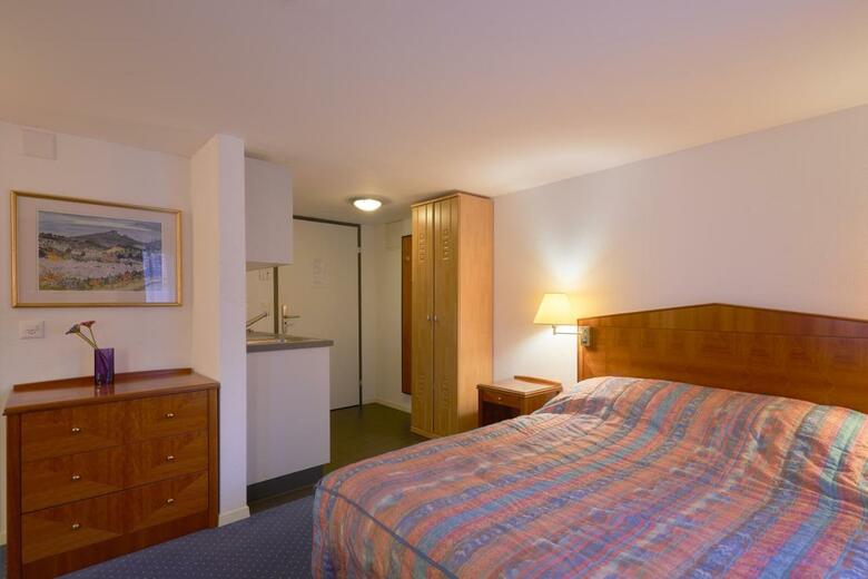 Aparthotel Hine Adon Fribourg