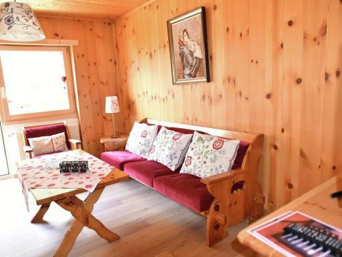 Spacious Apartment In Mehlbaum With Mountain View