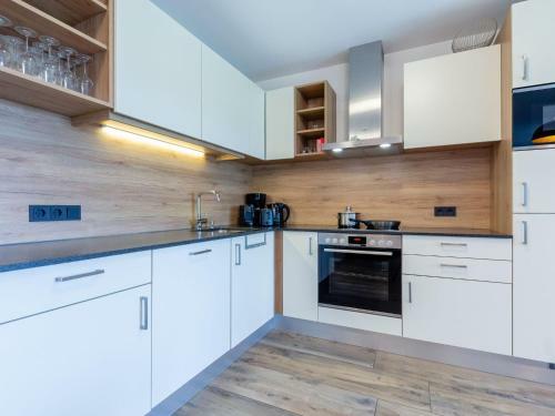 Luxury Tauern Apartment Piesendorf Kaprun 4
