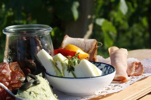 Hotel Weingut Tschermonegg