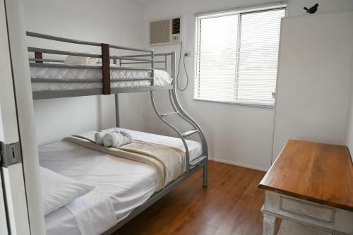 Hotel Crows Nest Tourist Park