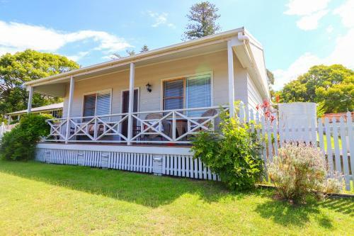Embrace Cottage