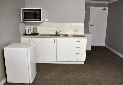 Bed & Breakfast Bribie Island Square
