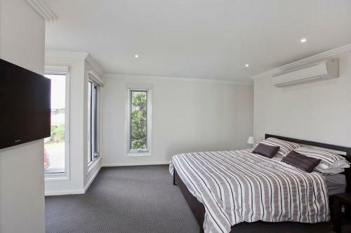 Whitewater Apartments, Australia