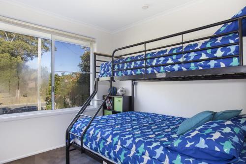 77 Lake Entrance Rd - Waterfront Wonder