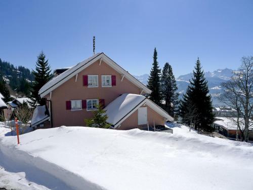 Apartment Wohnung Gelb