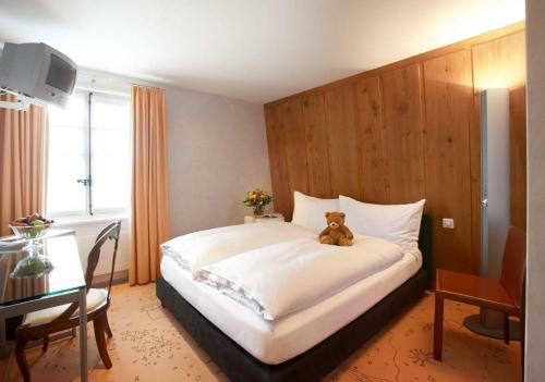 Hotel H�tel de L'ours