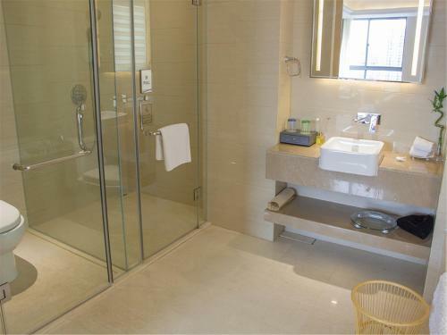 Hotel Ramada By Wyndham Enping