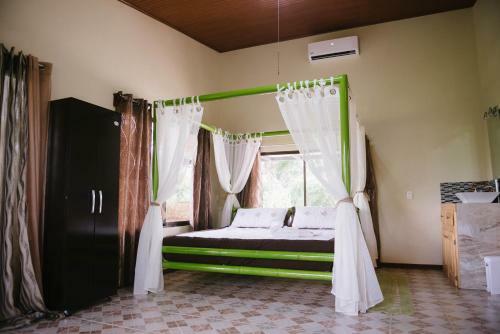 Tarzan Jungle Home Room #2
