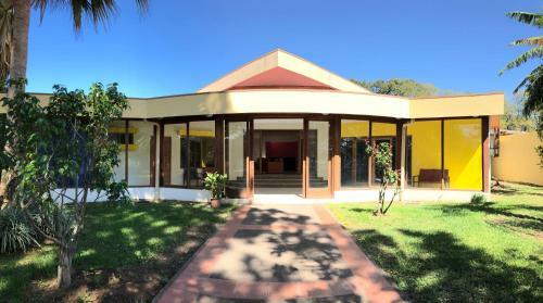 Bed & Breakfast La Casa de Cariari Al Golf