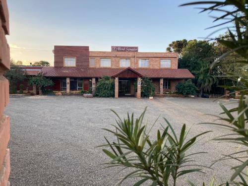 Hotel Senador