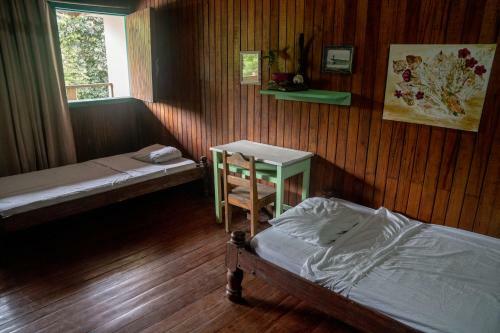 Hostal Surf House Pavones