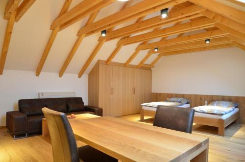 Hostal Penzion Rustico S.r.o.