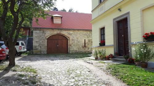 Hostal Penzion Fara