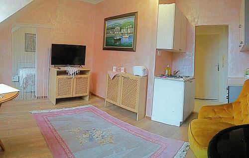 Lira 3 Apartments
