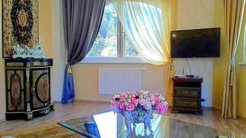Lira 3 Apartments