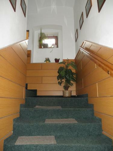 Hostal Pension Mikul�? V Kru?n�ch Hor�ch