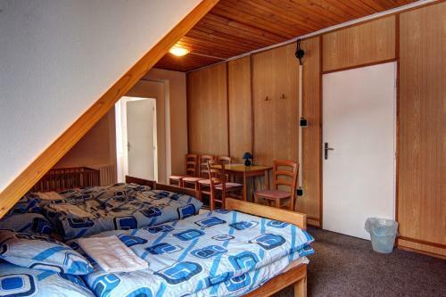 Hostal Chata Z�ti?�