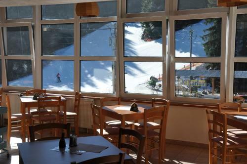 Hostal Chata Z�ti?�