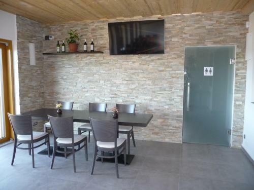 Hostal Ea Horsk� Hotel H�jenka