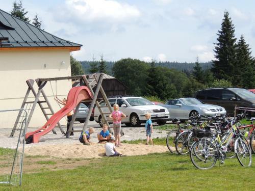 Hostal Ea Horsk� Hotel H�jenka