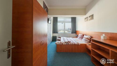 Hostal ?erny And?l
