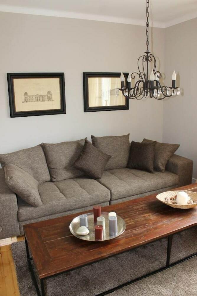Apartamentos Landhaus Moselsch�n