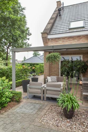 Bed & Breakfast Villa Eltins