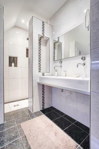 Bed & Breakfast Villa Eltins