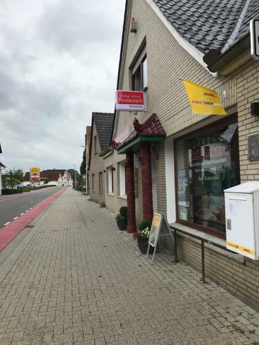 Hostal Restaurant & Pension Peking