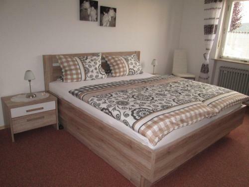 Apartamento Ferienwohnung-streutalblick