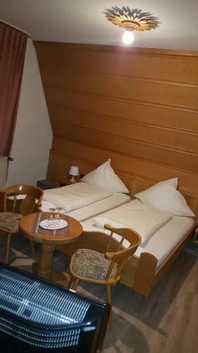 Hotel Restaurant P�lzer-buwe