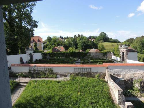 Hostal G�stehaus M�lzerei Auf Schloss Neuburg Am Inn