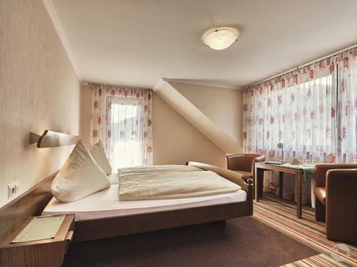 Hostal Caf�-pension Endehof