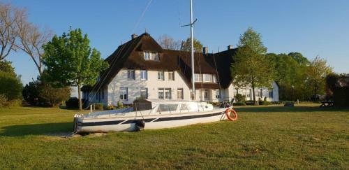 Apartamento Landhaus Am Haff - Wohnung B1 - [#95828]