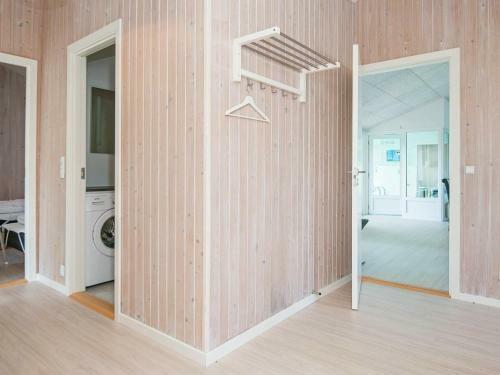 Five-bedroom Holiday Home In B�rkop 2