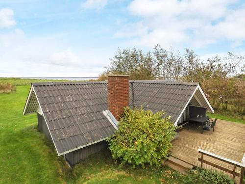 Three-bedroom Holiday Home In Roslev 3