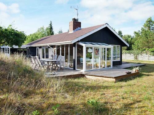 Three-bedroom Holiday Home In Glesborg 57