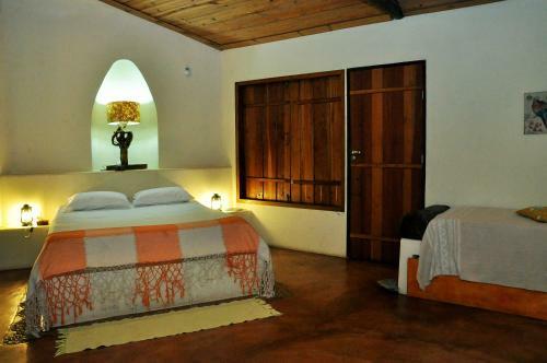 Hostal Salto Corumb� Hotel Camping Clube