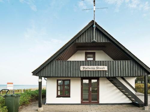 Three-bedroom Holiday Home In Glesborg 48