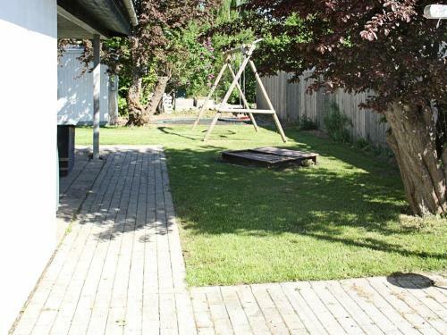 Three-bedroom Holiday Home In Grevinge 2