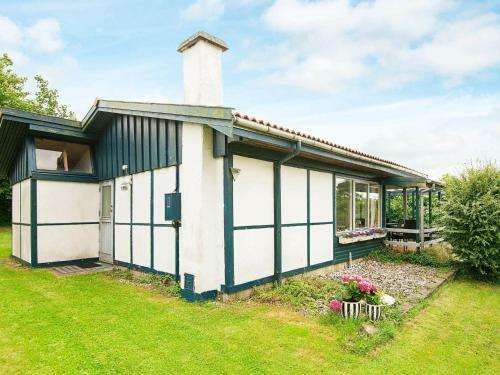 Two-bedroom Holiday Home In Hejls 11