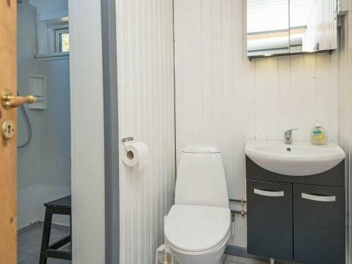 Two-bedroom Holiday Home In Hejls 11